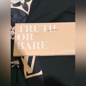 Morphe Nude Beige 'Truth Or Bare' Eyeshadow Palette